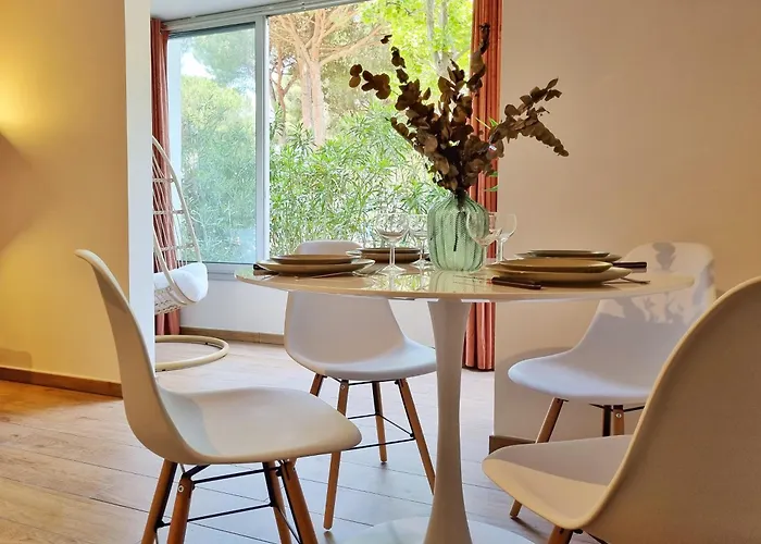 Ecrin De Verdure - Design & Confort T2 38m2, Wifi, Piscine & A 200m